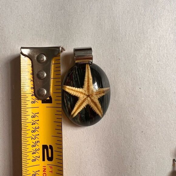 Resin Starfish Pendant with Earring Sets and Bracelet - Picture 3 of 11